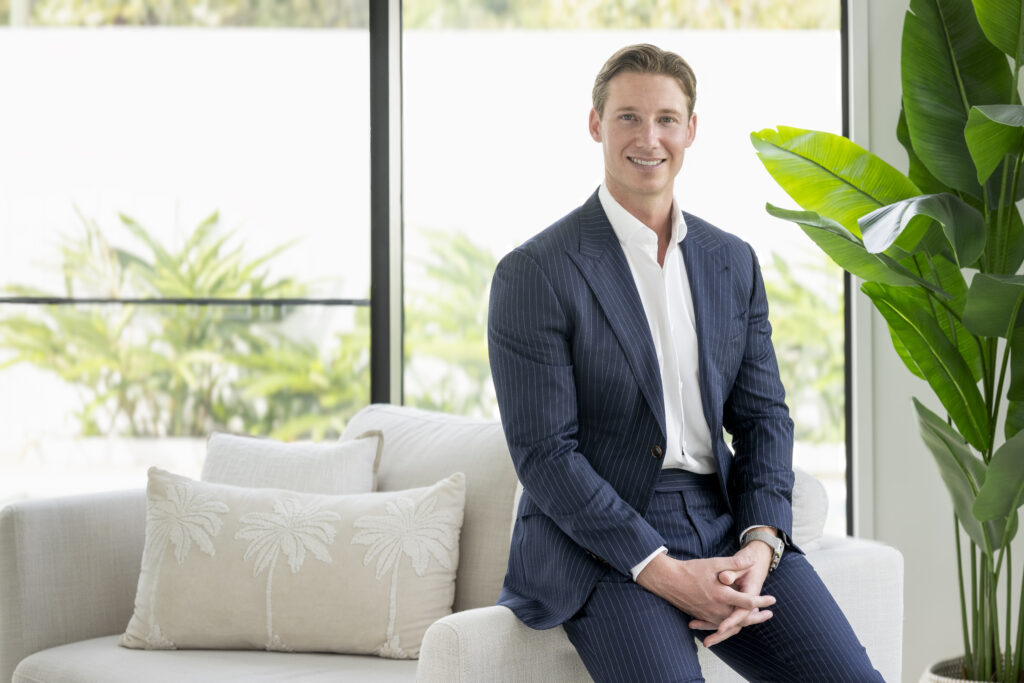 meet tom van real estate